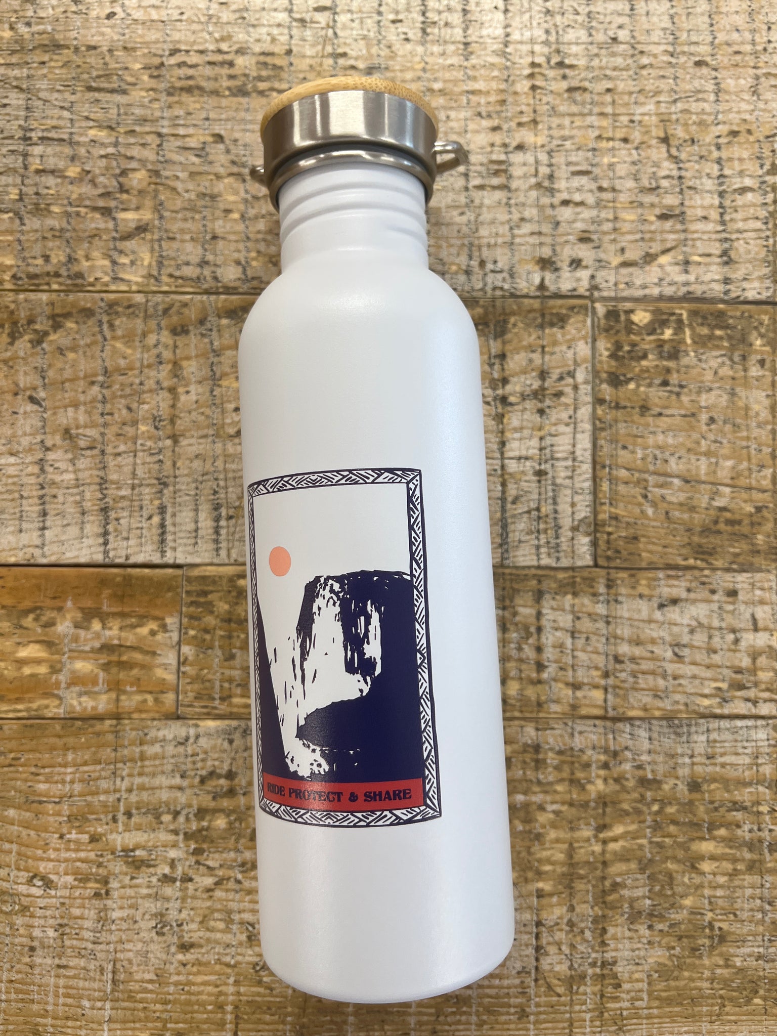 Hampton bottle
