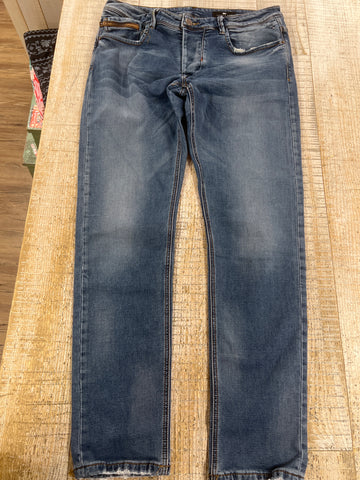 JEANS FRENCH KISS